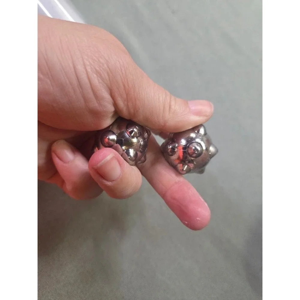 Vintage Magnetic Acupressure Massage Balls Silver Spiky Stress Relief Magboy